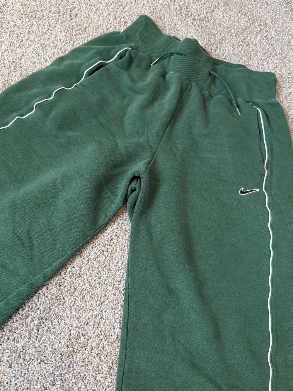 Nike Green Fleece Sweatpants